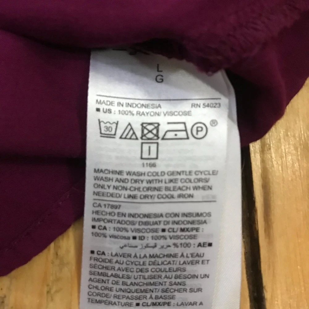 Old Navy Romper w Pockets - Picture 4 of 6